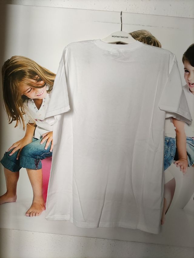 camiseta FRUIT OF THE LOOM  NUEVA