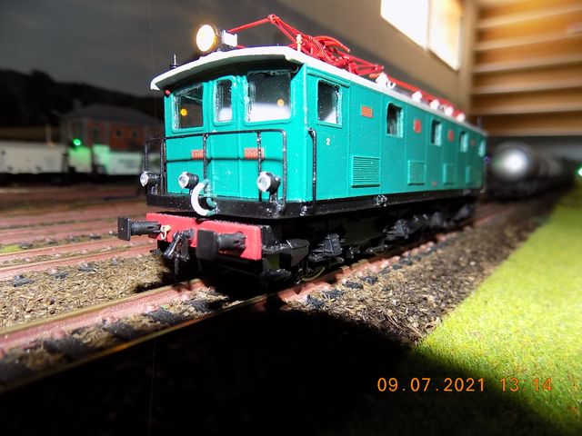 LOCOMOTORA 10700 RENFE ROCO H0 PRE-UIC NUEVA