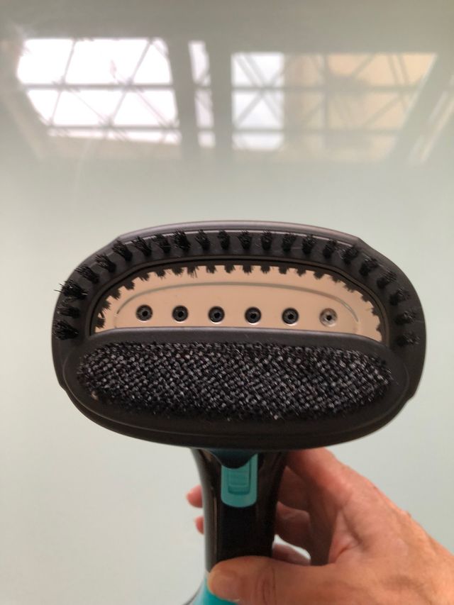 Plancha vertical y viaje CECOTEC