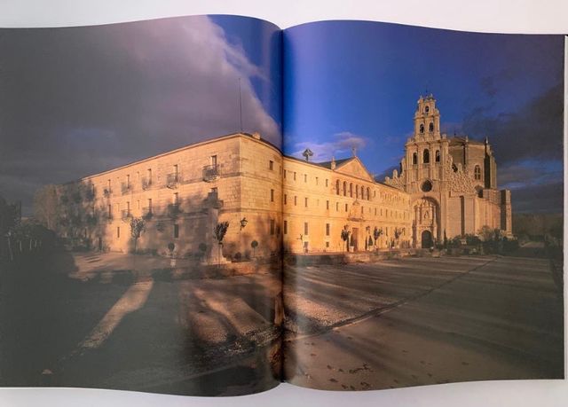 LIBRO MONASTERIOS EN ESPAÑA