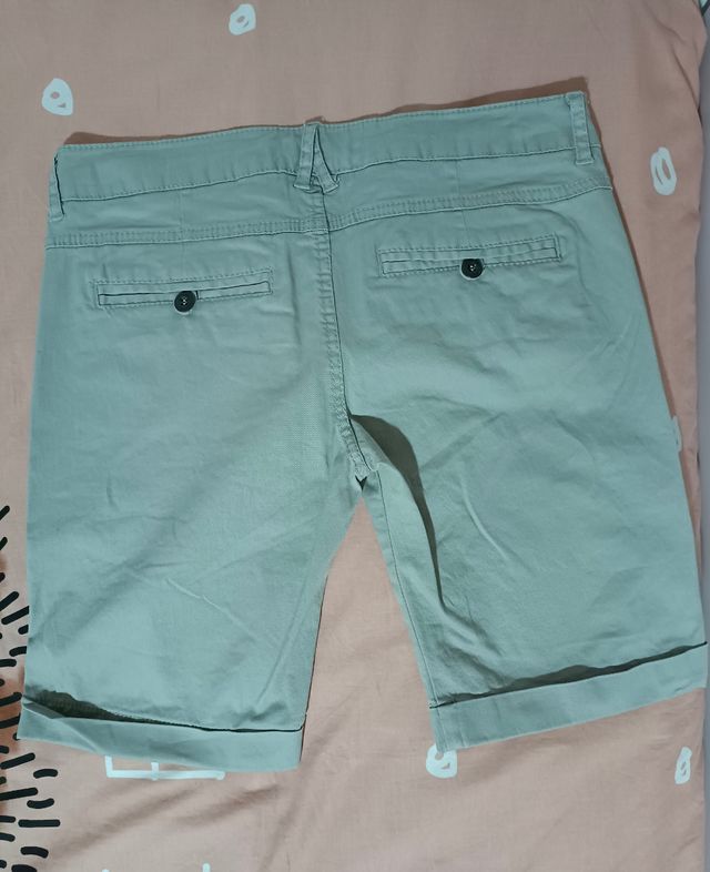 Pantalón corto de mujer gris