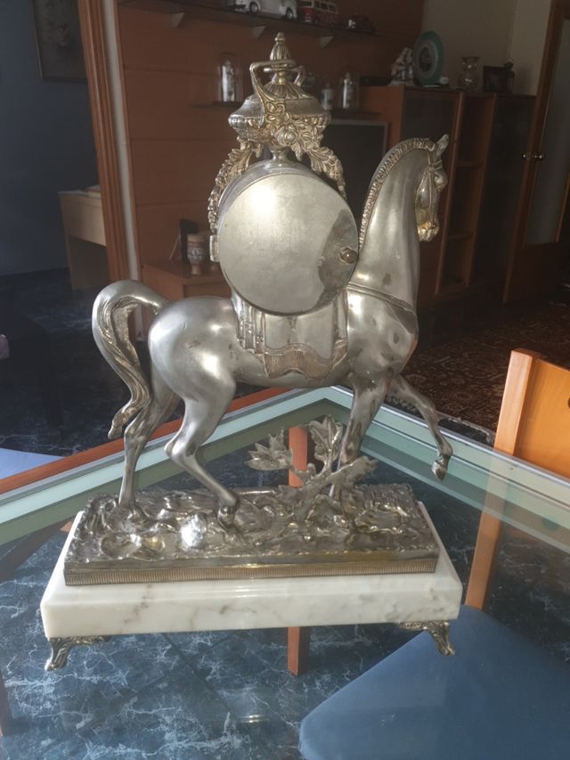 FIGURA CABALLO