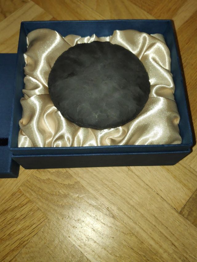 Renfe pisapapeles en forma de gorra