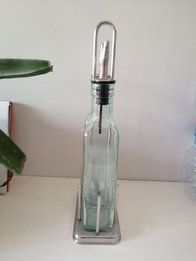 Aceitera y vinagrera de cristal conjunto