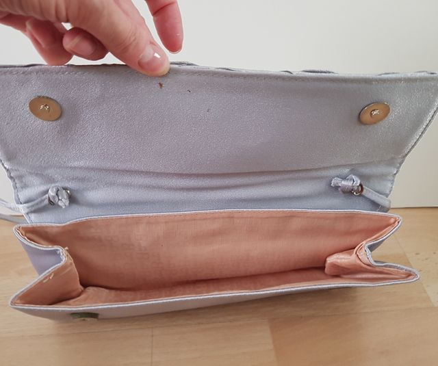 Zapato👠 y bolso👛 plata