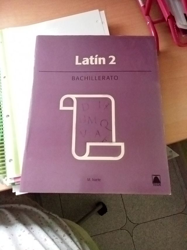 latín libro de texto