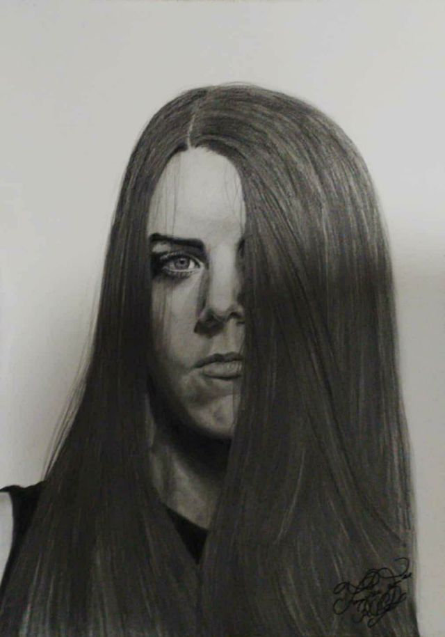 SE REALIZAN RETRATOS