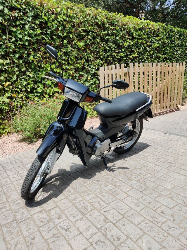 Suzuki love 3