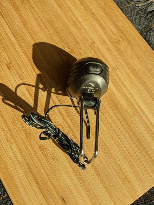 Foco luz delantera bicicleta DOSUN U1 Dynamo