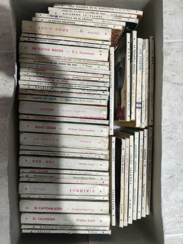 Libros enciclopedia pulga