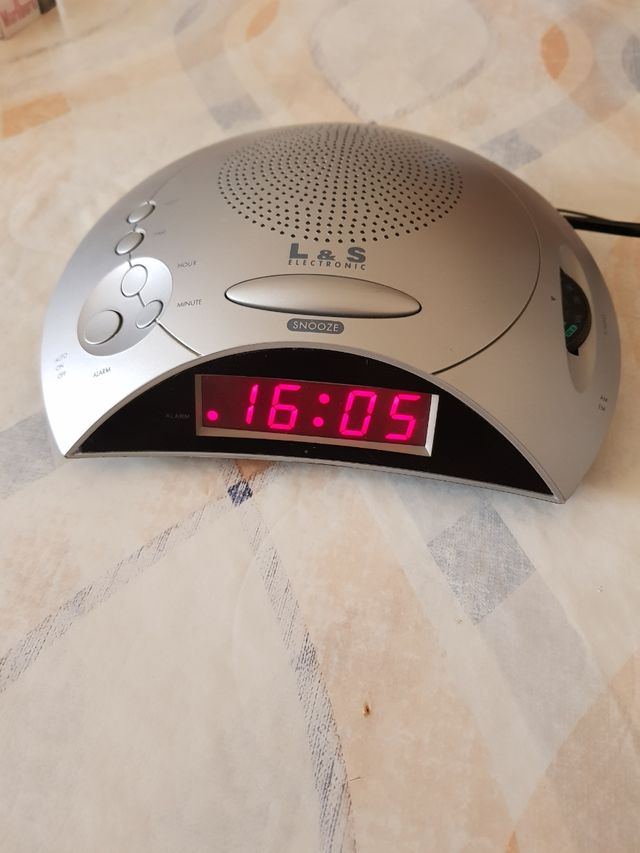 RADIO DESPERTADOR
