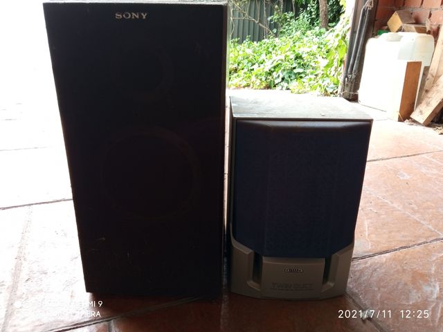 Altavoces aiwa y Sony , LEER!!!