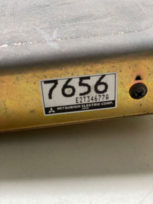 UCE Mitsubishi Montero 3.0 V6