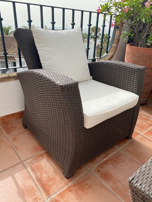 Conjunto muebles terraza de segunda mano por 180 € en Madrid en WALLAPOP
