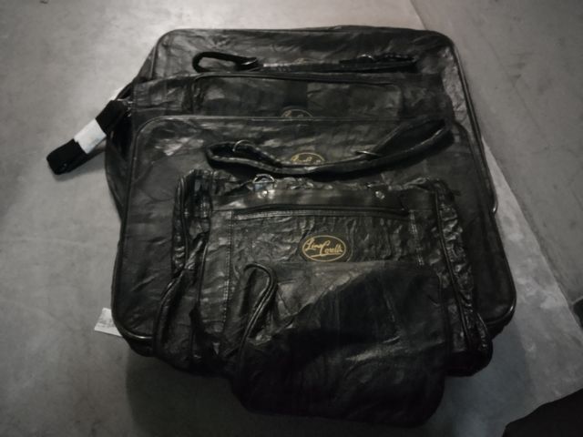 Vendo juego de maletas