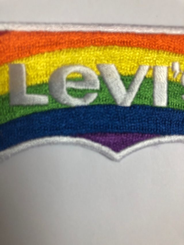 PARCHE ROPA LEVIS NUEVO A ESTRENAR