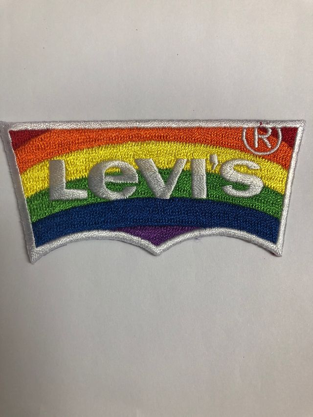 PARCHE ROPA LEVIS NUEVO A ESTRENAR