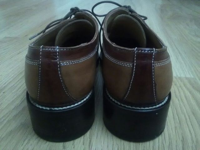 Zapatos italianos, estilo masculino. Nº 37