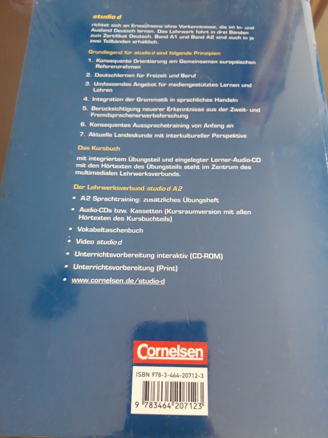 Libro alemán studio d A2