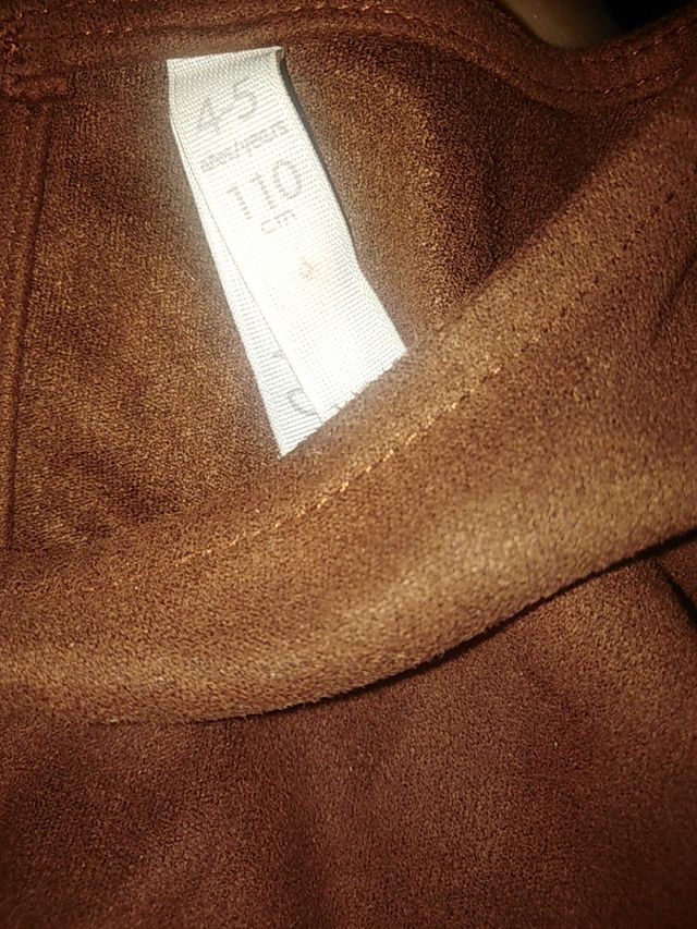 Camiseta imitación piel.