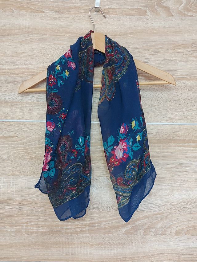 Pañuelo azul vintage