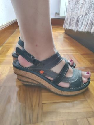Sandalias Art de segunda mano por 35 EUR en Zumarraga en WALLAPOP