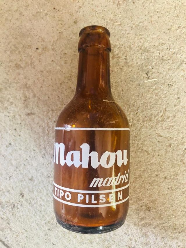 Botellas Mahou antiguas