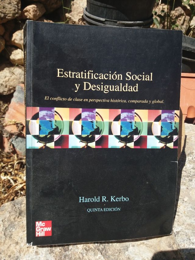 Sociología Kerbo