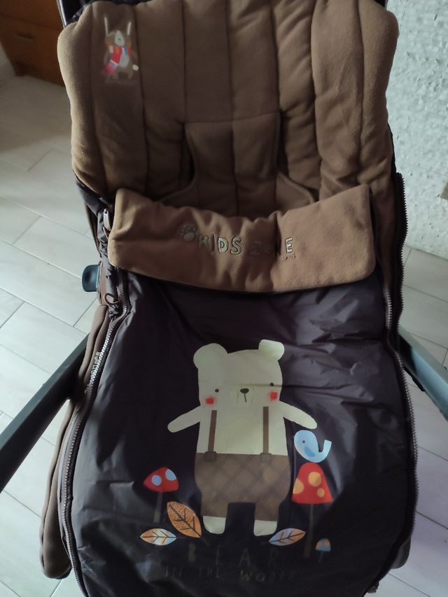 Silla de paseo y capazo Jané