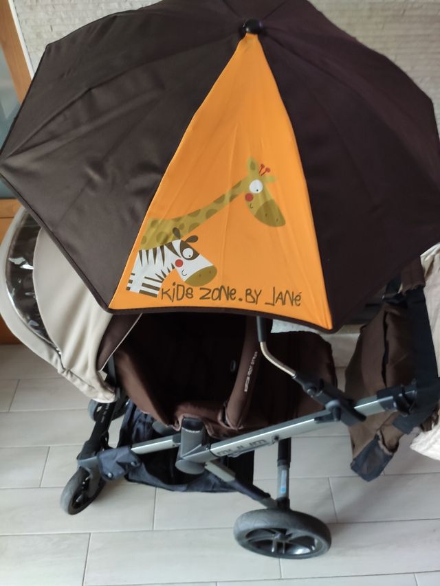 Silla de paseo y capazo Jané