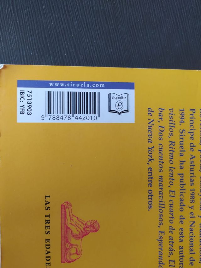 Caperucita en Mahattan. Carmen Martin Gaite