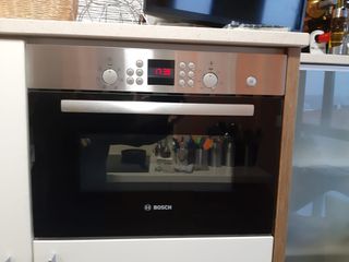 Microondas horno Bosch HBC84H501 de segunda mano por 350 EUR en  Larrabasterra en WALLAPOP