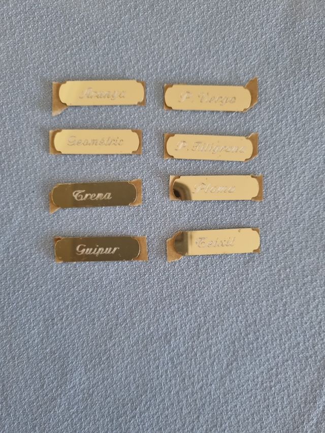 chapas con nombre de bolillos.