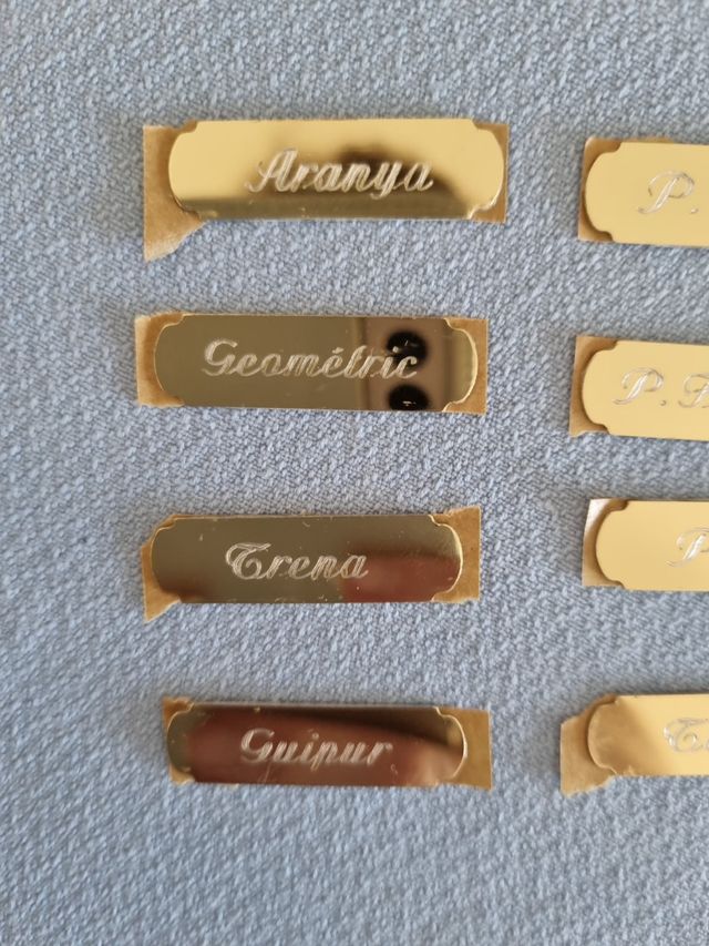 chapas con nombre de bolillos.