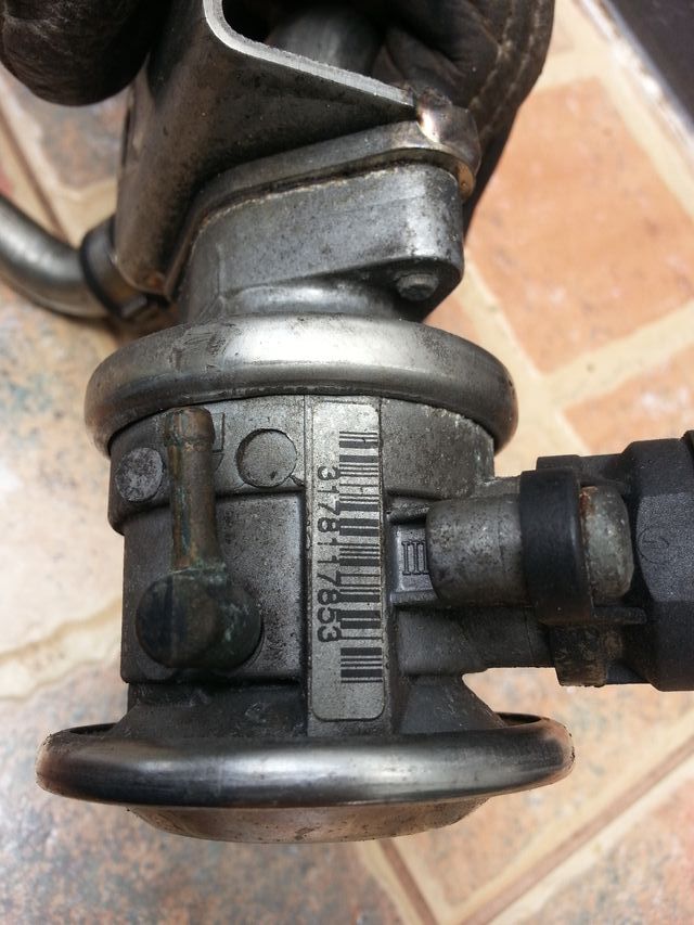 VALVULA GASES CON TUBO E36 E46 Z3 M43 318i