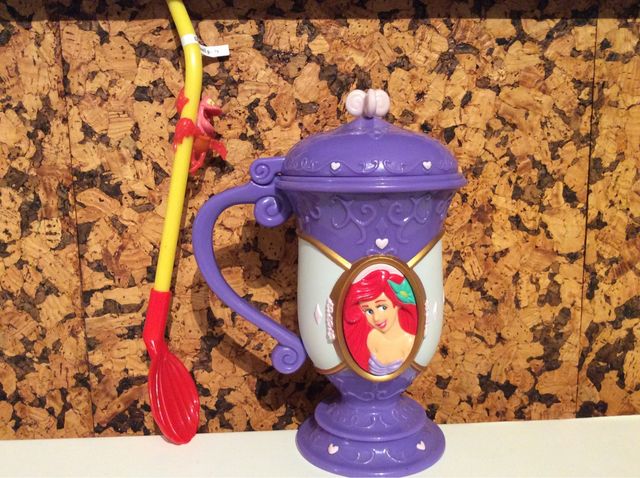 Taza Disney on ice Ariel Sirenita