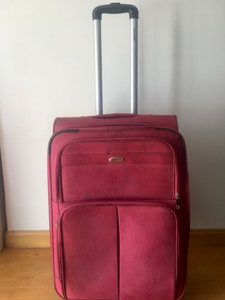 Maleta Simone de segunda mano por 25 EUR en Pamplona en WALLAPOP