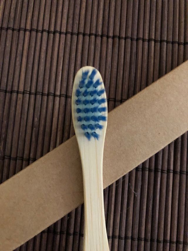 Cepillo de dientes infantil bambú. Azul