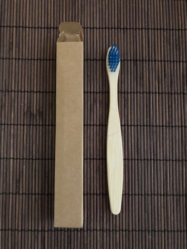 Cepillo de dientes infantil bambú. Azul