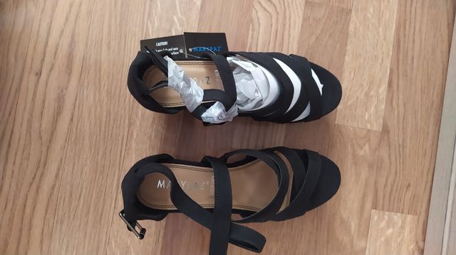 Zapatos de tacón bajo