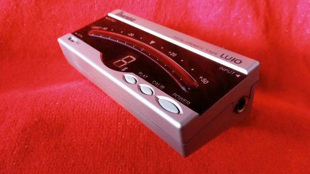 Afinador Ibanez LU10.