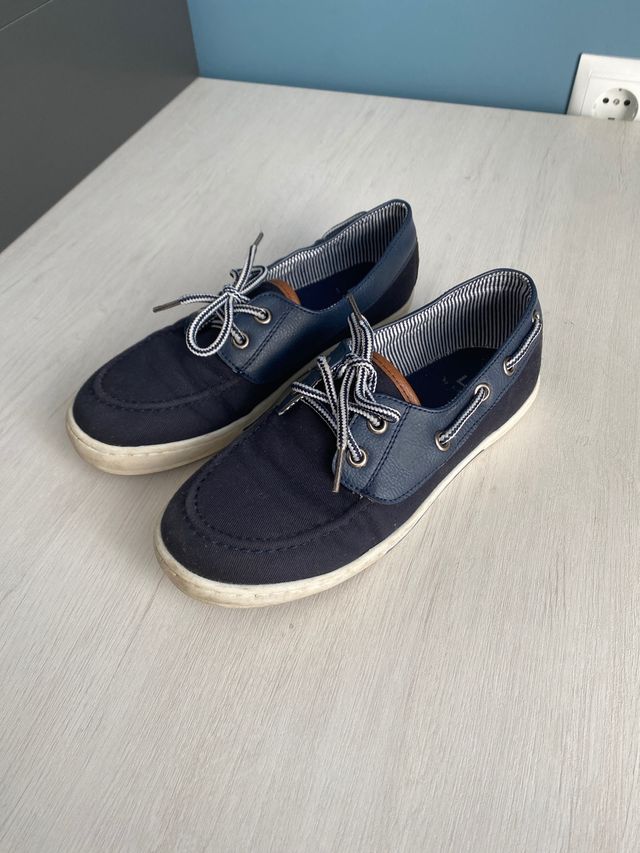 Zapato náutico talla 34