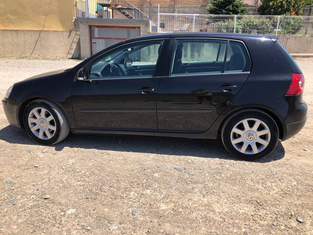 Volkswagen Golf 2005