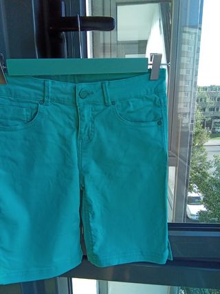 Bermuda fit mujer Fórmula Joven Talla 38 de segunda mano por 19 EUR en A  Coruña en WALLAPOP