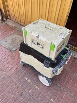 Lijadora + aspiradora festool de segunda mano por 800 EUR en Sant Vicent  del Raspeig en WALLAPOP