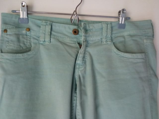 Pantalón estilo vaquero