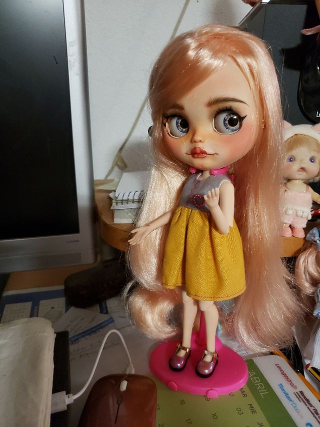 Blythe custom