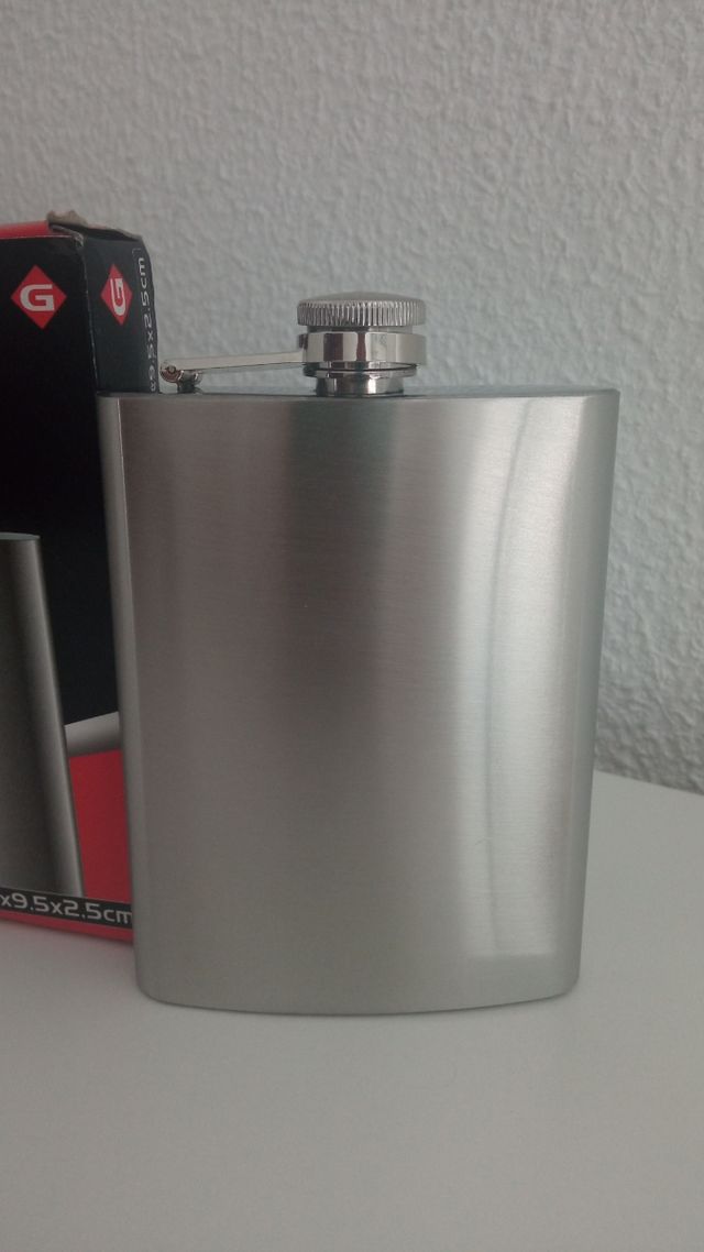 Petaca de acero 8oz acepto cambios