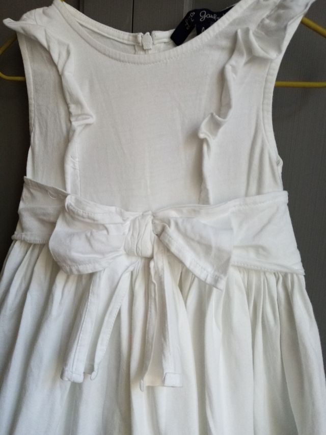 Vestido blanco niña