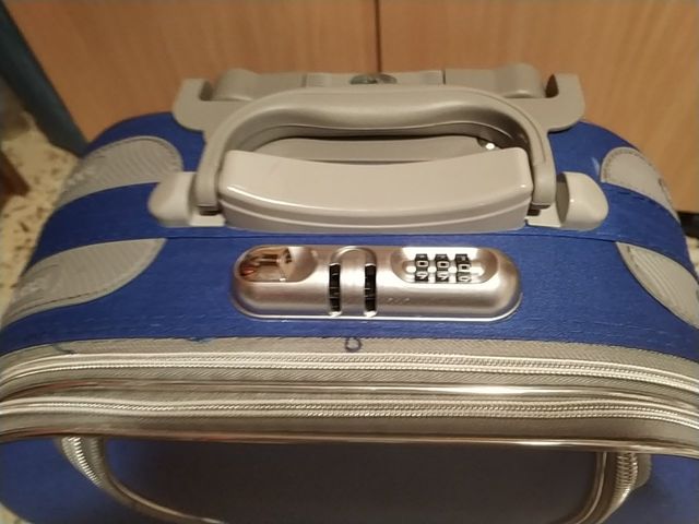 maleta portatil con ruedas